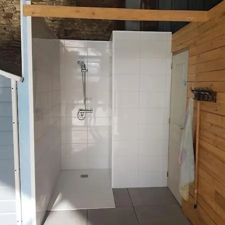 Les Saisonnieres 18 Personnes Avec Piscine * Ceaux