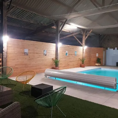 Les Saisonnieres 18 Personnes Avec Piscine *