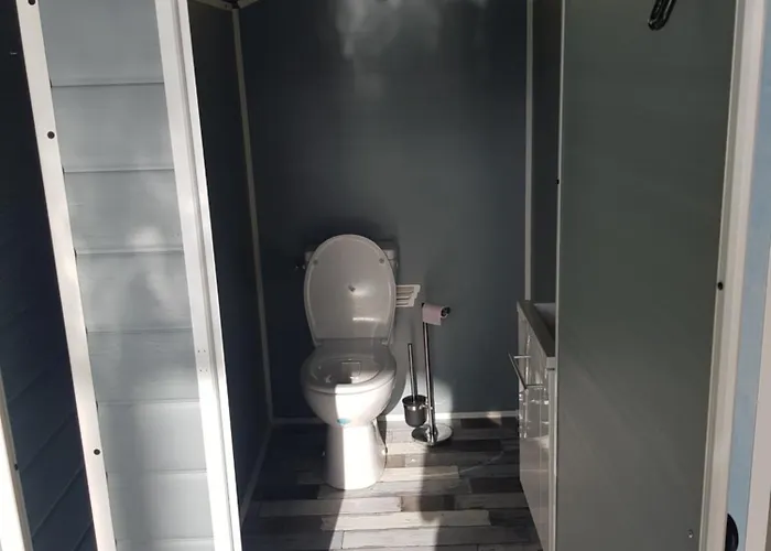 Les Saisonnières 18 Personnes Avec Piscine