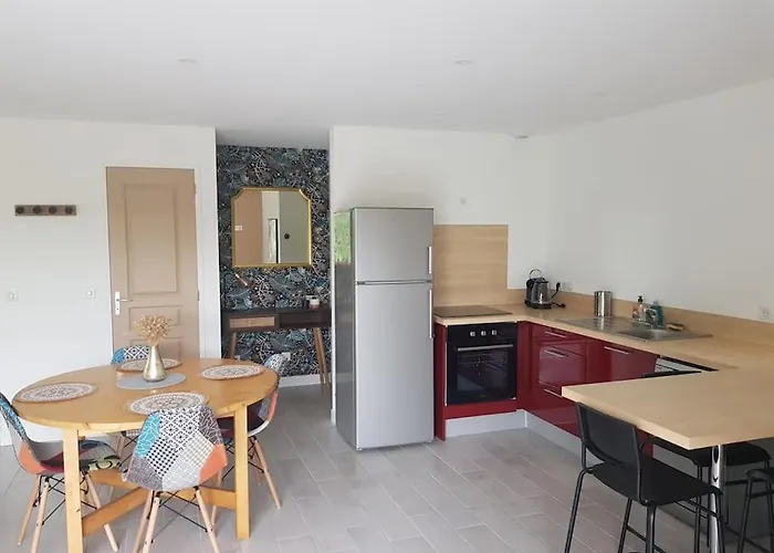 Les Saisonnières 18 Personnes Avec Piscine