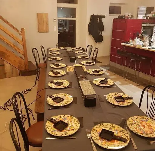 Les Saisonnières 18 Personnes Avec Piscine